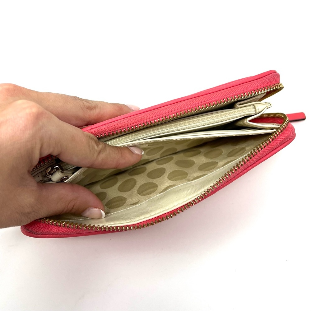 Kate Spade Wallet - Picture 9 of 12